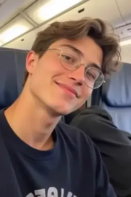 Profile image of Elias Hart
