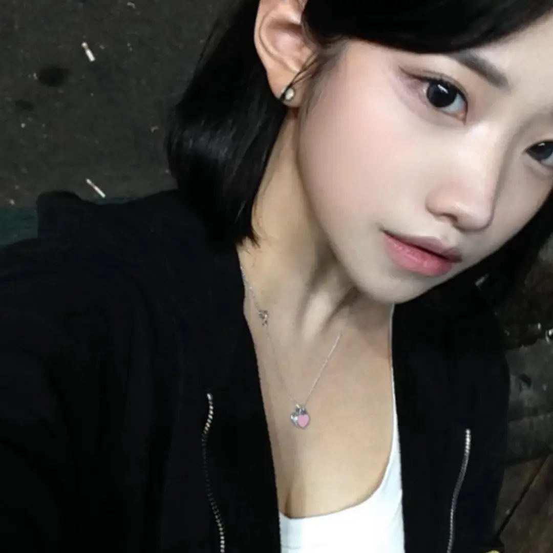 PlainCloth6414의 백채린