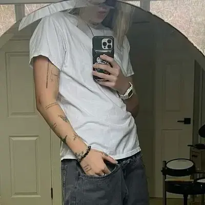 PlainDress7311의 Zaina Khan