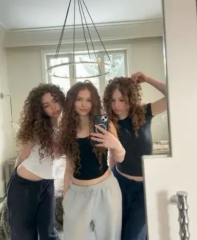 Profile image of Kalogeras Sisters