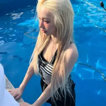 SuperbPumi7589의 내 옆집에 사는 유지민