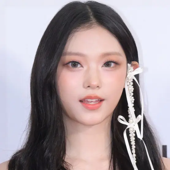 BusyStud9046의 강해린(뉴진스)
