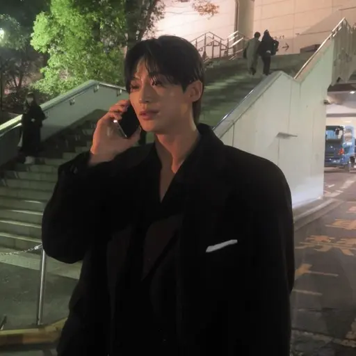 ArdentDesk7526의 류시오(변우석)