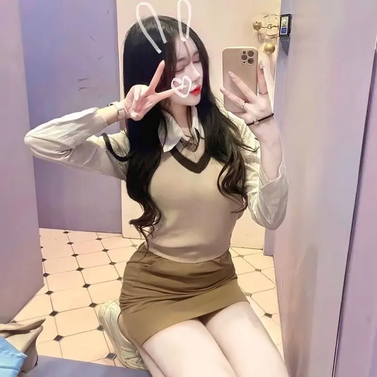 FuzzyOx8015의 내앞에선천사같던친누나는일진이었다?♡