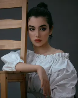 Profile image of Isabella