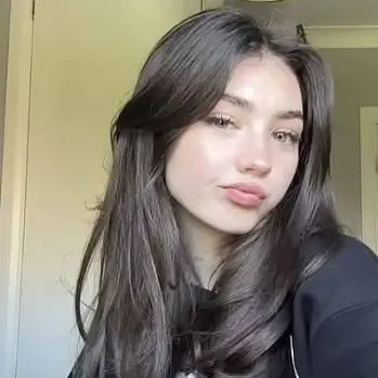 Profile image of Emi
