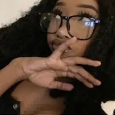 Profile image of Desiree
