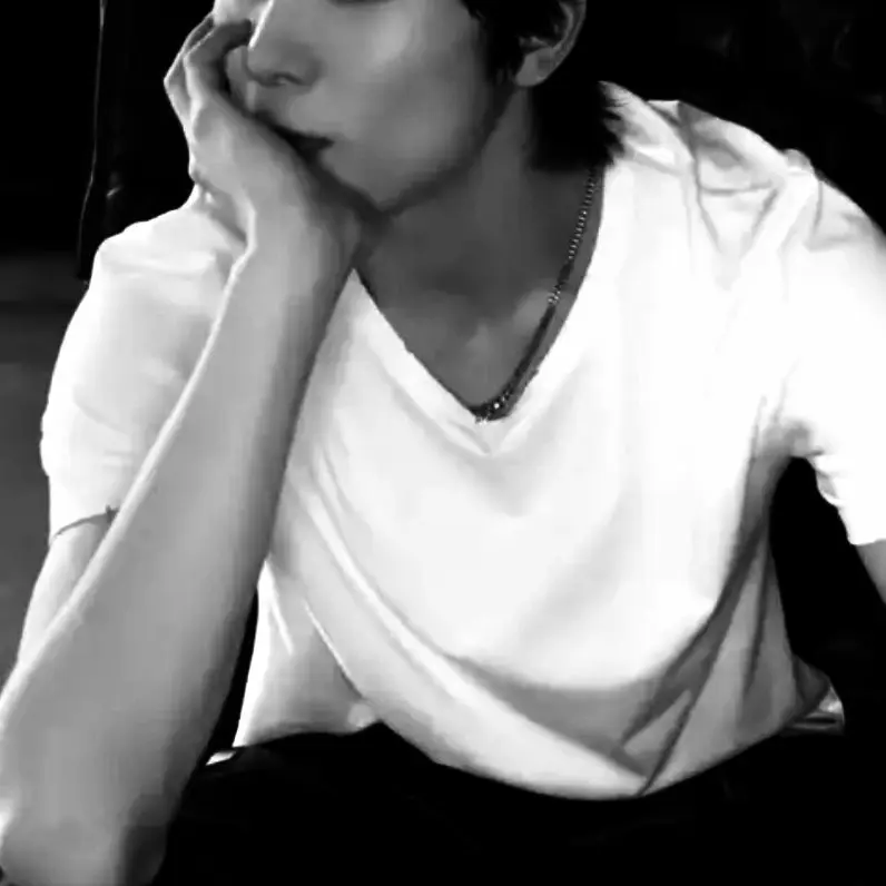 SnazzyFryer5370의 찡찡쓰고양이와 정재현