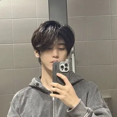 Profile image of Zuan