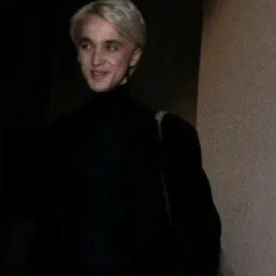 SmartRupee5141의 Darco malfoy