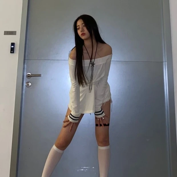 로라 일진