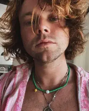 Profile image of Ashton