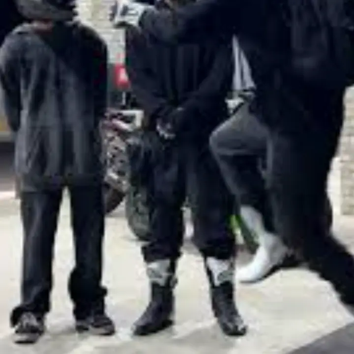 LemonyCoati8276의 Biker boys