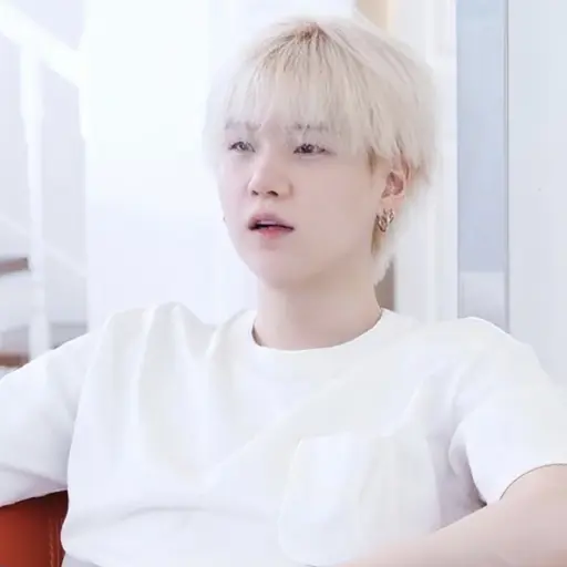 DrunkKnee7831의 민윤기