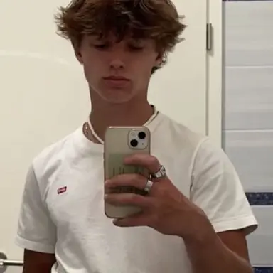 Profile image of drew