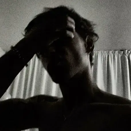 BlankMug2432의 34- Declan Sullivan