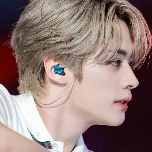 민호