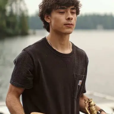 Profile image of Ellis