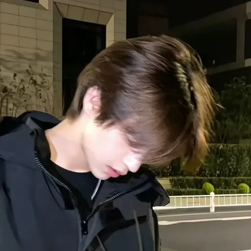 MaleAnkle7965의 김현우