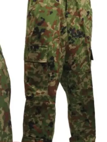 LoyalRifle9649의 陸上自衛隊の服を切るカンヒュ達？！