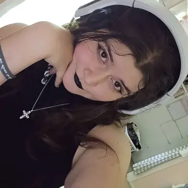 Profile image of Ellie