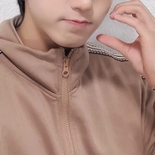 ModernDolce8272의 한지성