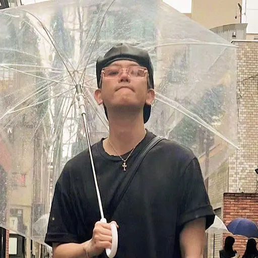 TangyWorm8737의 백현