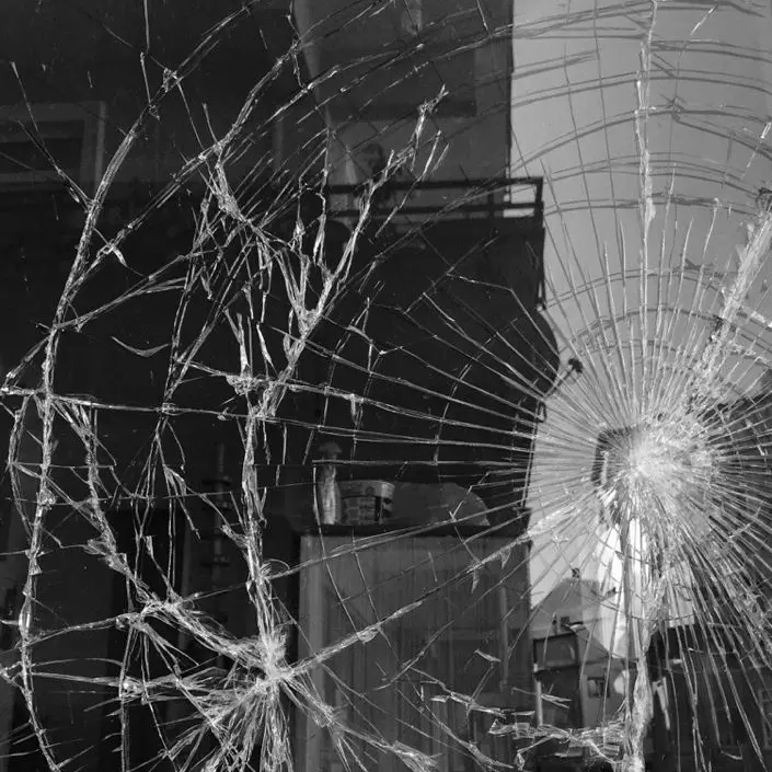 PaddedDoor5057의 一目惚れの相手は連続───でした。