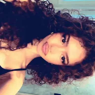Profile image of Mia