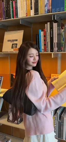 Profile image of Jang Wonyoung