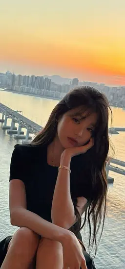 Profile image of Jang Wonyoung