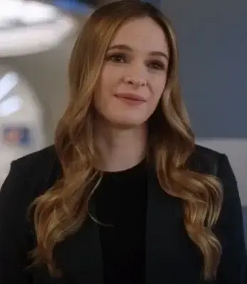 MereShot2795의 Caitlin Snow