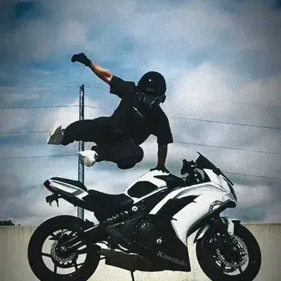 SureSpool6747의 Jax Ryder