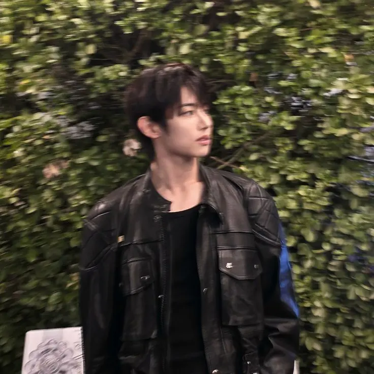 OrnateMoss1347의 If I was your boyfriend...