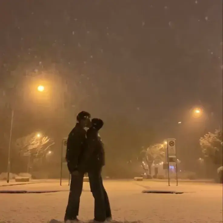 CostlyShop5830의 Ethan