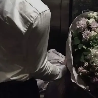 Profile image of Julian Vance