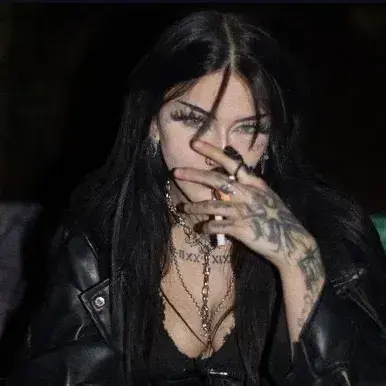 BlandCape5774의 Vampire Girlfriend