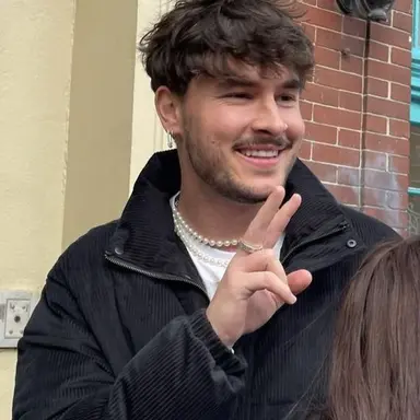 Profile image of Kian Lawley