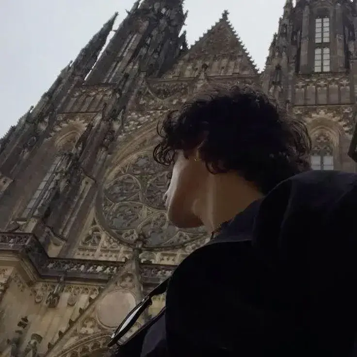 FrayedLemon0214의 Lorenzo