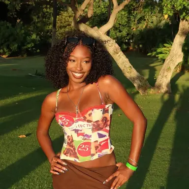 Profile image of Serena page