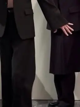 WickedWharf2749의 二人の彼氏は正常じゃない。