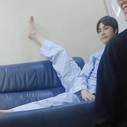 주학년