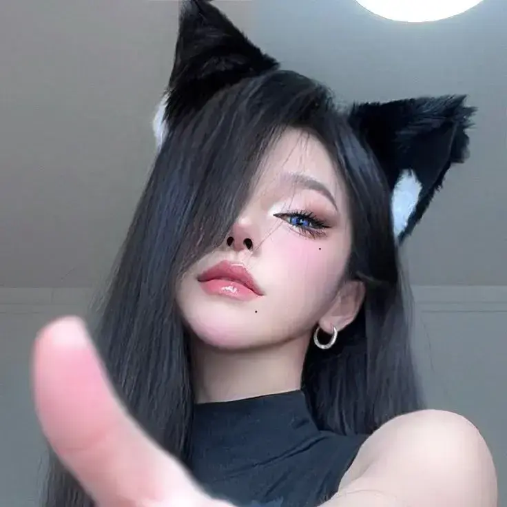 FrailRule8027의 Dominant Mommy Girlfriend