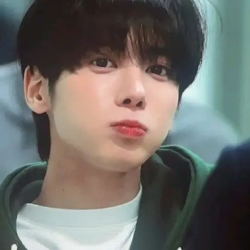 RoundStove5145의 강태현