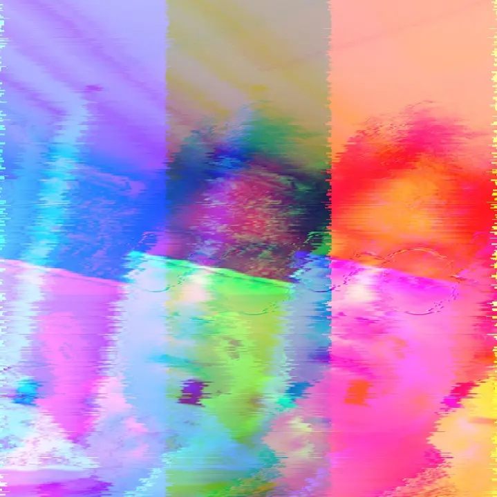 Sour의 글리치 손정윤
