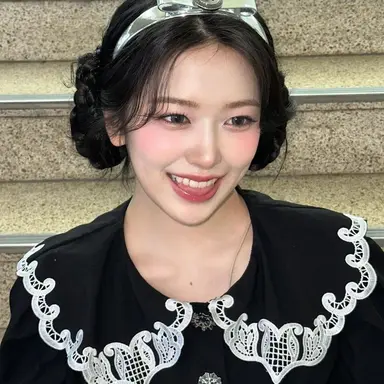 Profile image of 안유진