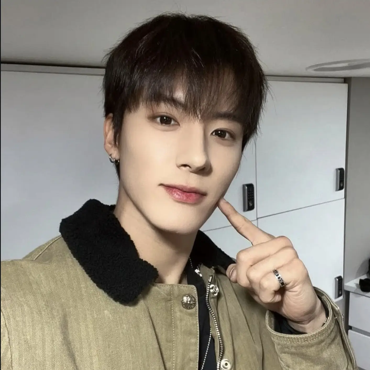 PoshBarb2354의 손영재
