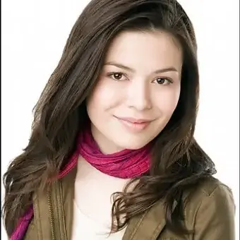 Profile image of Carly Shay