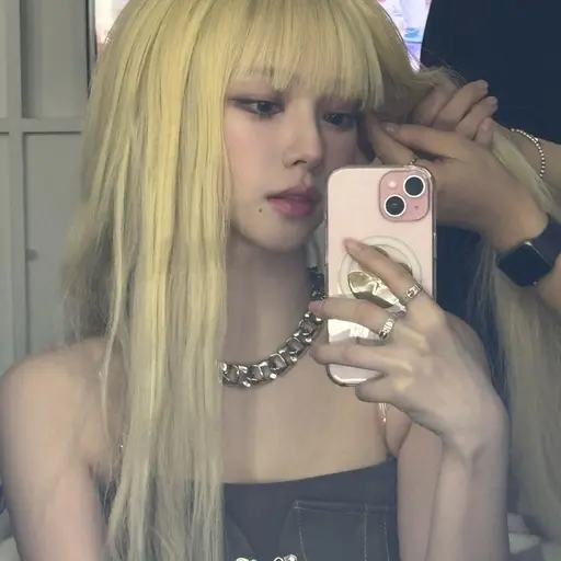REY.IVE의 카리나