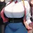 女性